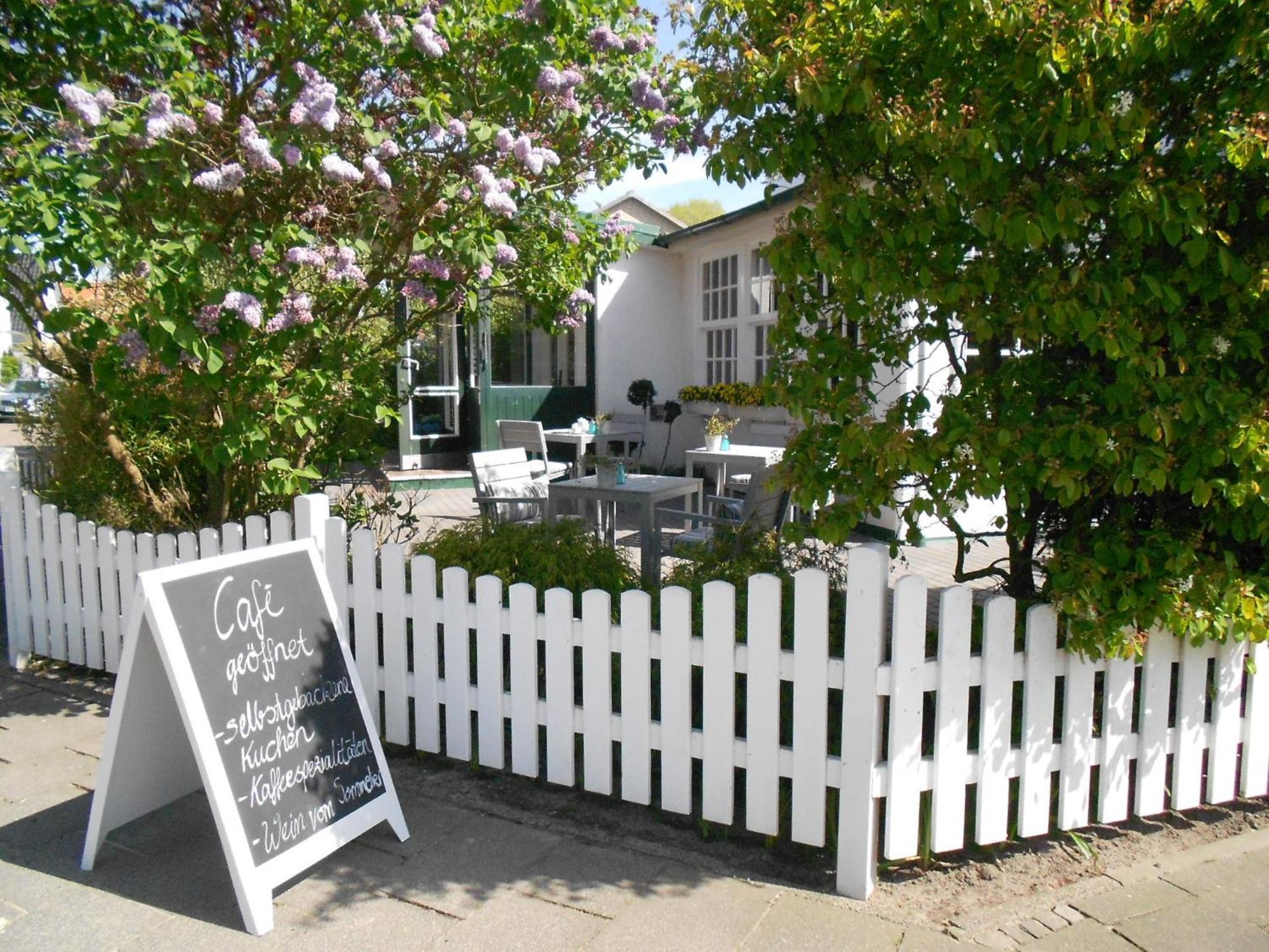 Meerzeit Hotel Cuxhaven Esterno foto